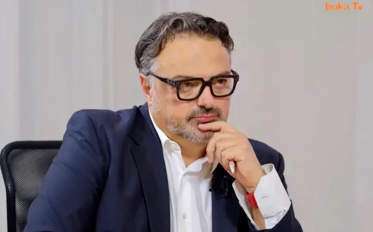 Aleksandar Trifunović: Mandat za ponijeti – pola sata Savine slave i vječnost našeg jada