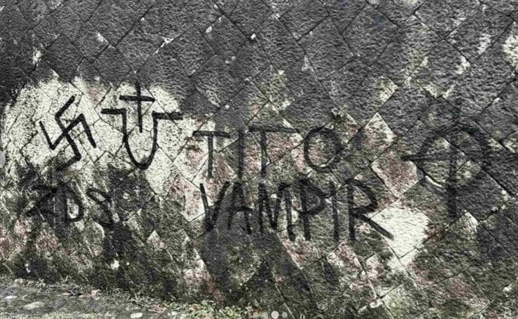 Ponovo oskrnavljeno Partizansko groblje u Mostaru: Iscratani fašistički grafiti i uvrede
