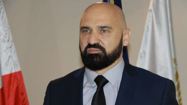 Skandal! Sud BiH ne može da dostavi odluku po žalbi: Ramo Isak prijavio lažnu adresu stranke