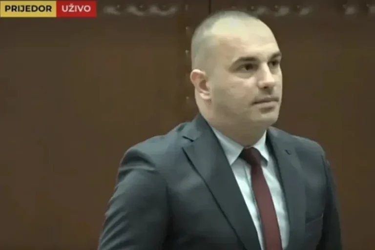 Zbog namještanja polaganja vozačkih ispita uhapšeno osam osoba, među njima i odbornik u Skupštini Prijedora
